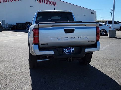 New 2025 Toyota Tacoma TRD Off-Road image 3