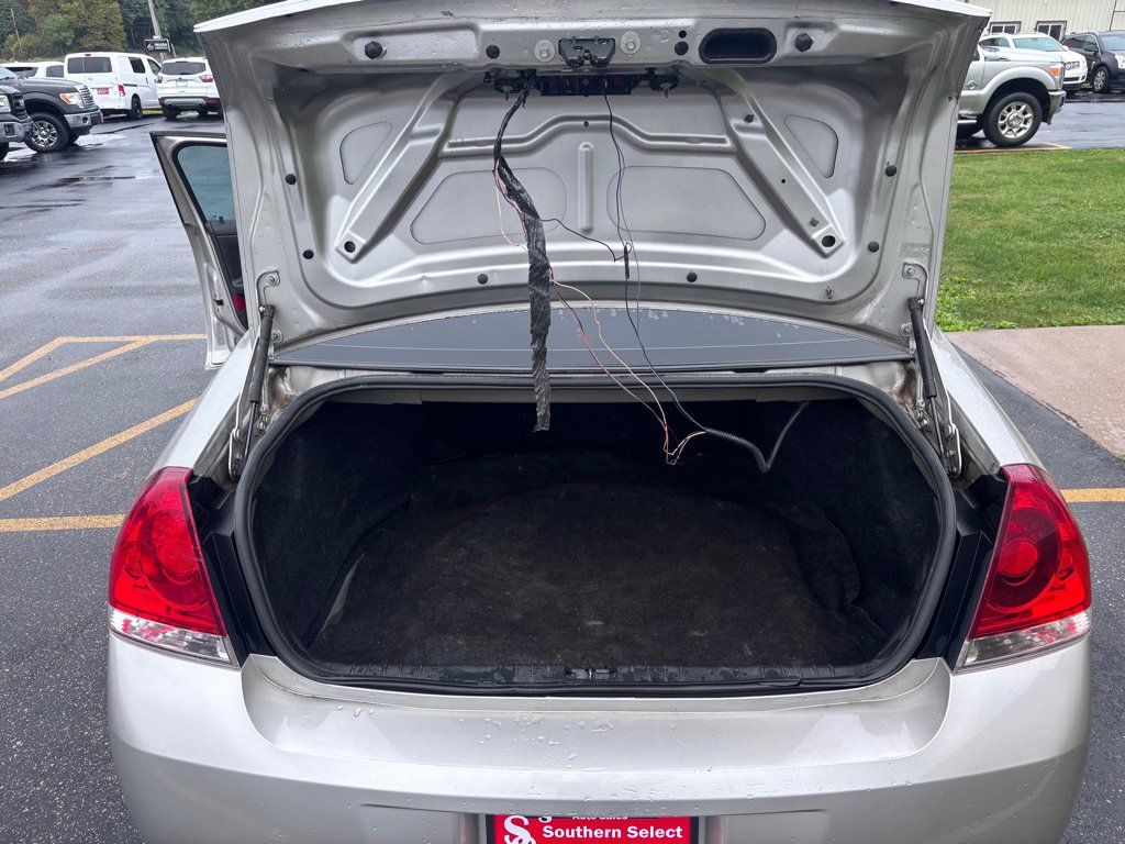 Used 2007 Chevrolet Impala LT FWD image 13