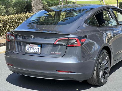 Used 2023 Tesla Model 3 Performance image 49