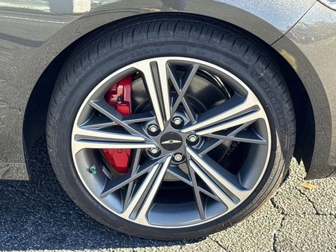 Used 2025 Genesis G70 3.3T Advanced w/ Sport Prestige Package image 12