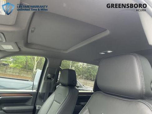 Used 2025 GMC Sierra 2500 Denali w/ Technology Package AWD/4WD image 13
