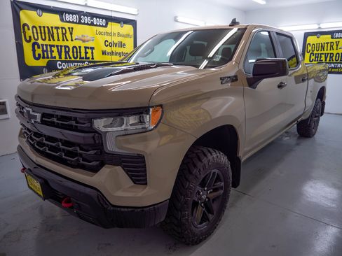 Used 2023 Chevrolet Silverado 1500 LT Trail Boss w/ Protection Package AWD/4WD image 4