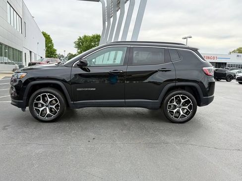 Used 2025 Jeep Compass Limited AWD/4WD image 6