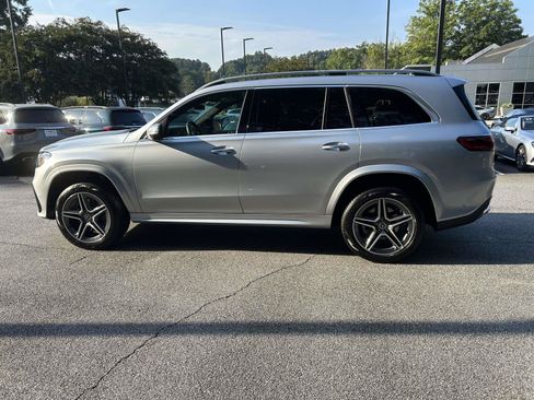 Used 2025 Mercedes-Benz GLS 450 4MATIC image 16