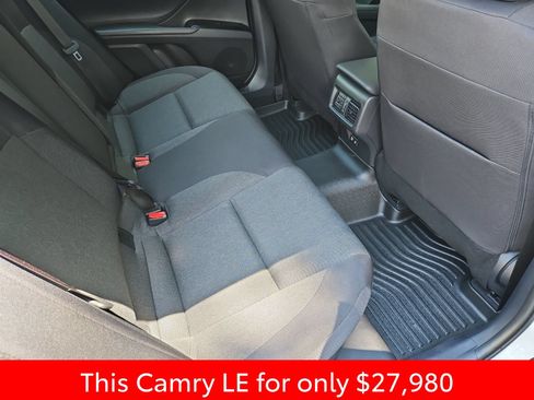 Used 2025 Toyota Camry LE FWD image 32