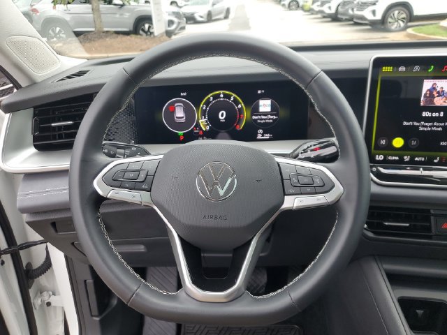 Certified 2026 Volkswagen Tiguan SE FWD image 32
