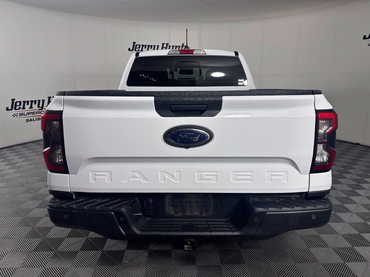 Used 2025 Ford Ranger XLT w/ FX4 Off-Road Package AWD/4WD image 8