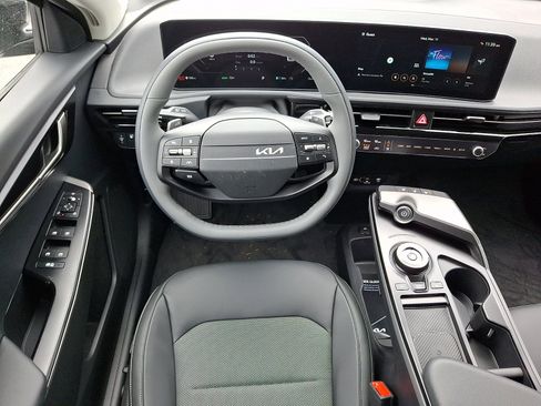 New 2025 Kia EV6 Light image 7