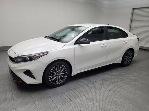 Used 2022 Kia Forte GT-Line image 2