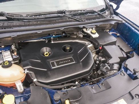 Used 2018 Lincoln MKC Reserve image 24