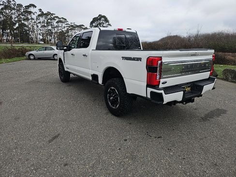 New 2026 Ford F250 Platinum w/ Platinum Plus Package AWD/4WD image 38
