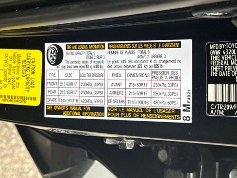 Used 2021 Toyota C-HR LE image 44