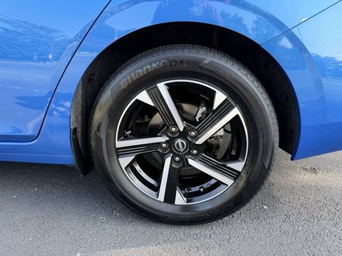 Used 2025 Nissan Sentra SV FWD image 37