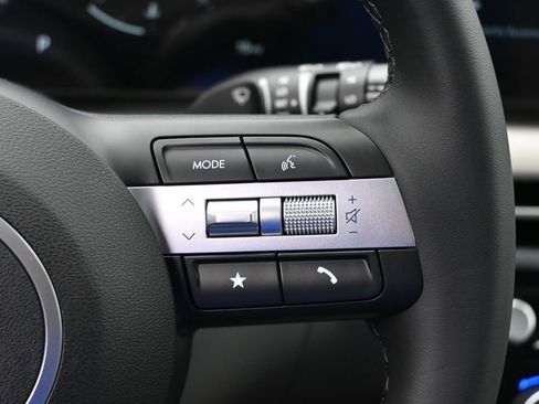 Certified 2025 Hyundai Tucson SEL image 12