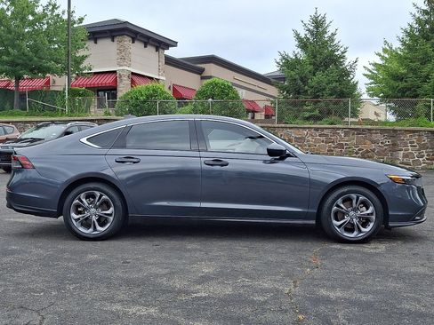 Used 2024 Honda Accord EX image 7