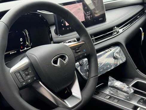 New 2026 INFINITI QX60 Luxe w/ Cargo Package image 8