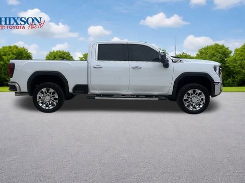Used 2025 GMC Sierra 2500 SLT w/ SLT Convenience Package image 7