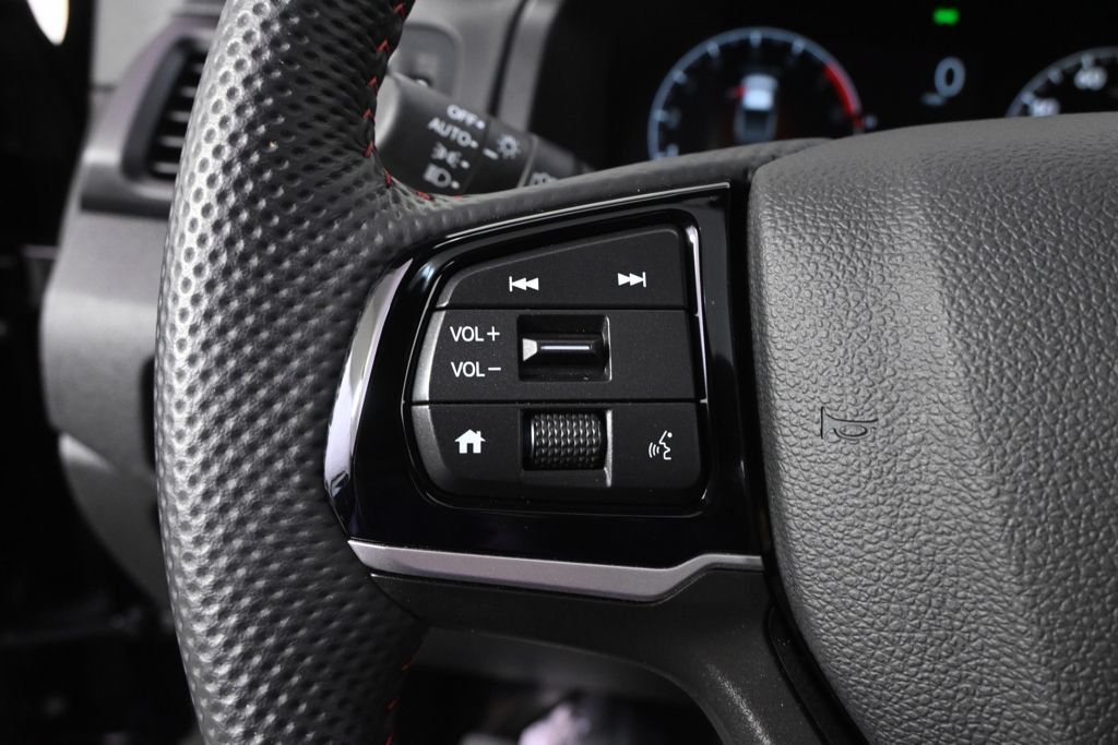 Used 2026 Honda Ridgeline Black Edition image 33