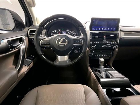 Used 2023 Lexus GX 460 Premium image 5