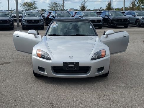 Used 2002 Honda S2000 image 9