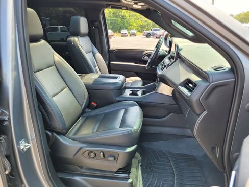 Used 2021 Chevrolet Tahoe Z71 w/ Luxury Package image 13