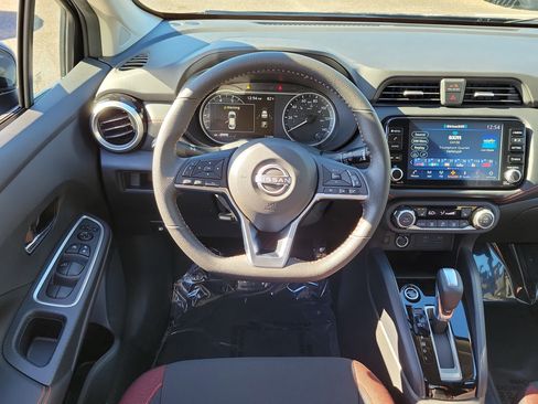 New 2025 Nissan Versa SR image 14