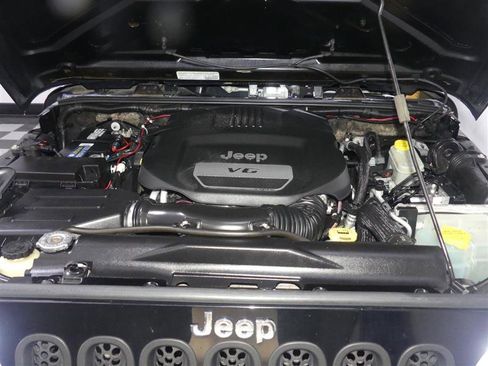 Used 2014 Jeep Wrangler Unlimited Sport w/ Quick Order Package 23S AWD/4WD image 12