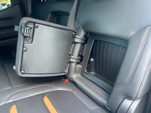 Used 2021 GMC Sierra 1500 AT4 w/ AT4 Premium Package image 17