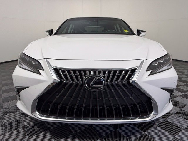 Used 2025 Lexus ES 350 Ultra Luxury w/ Accessory Package (Z2) FWD image 10