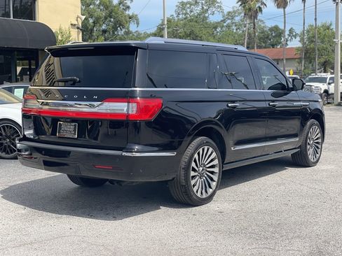 Used 2019 Lincoln Navigator L Reserve AWD/4WD image 16