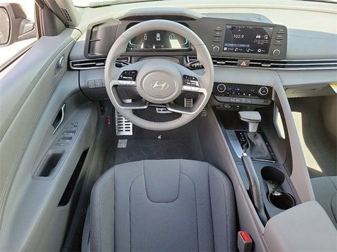 New 2025 Hyundai Elantra Sport w/ Cargo Package image 7