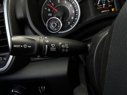 Used 2020 RAM 1500 Big Horn AWD/4WD image 36