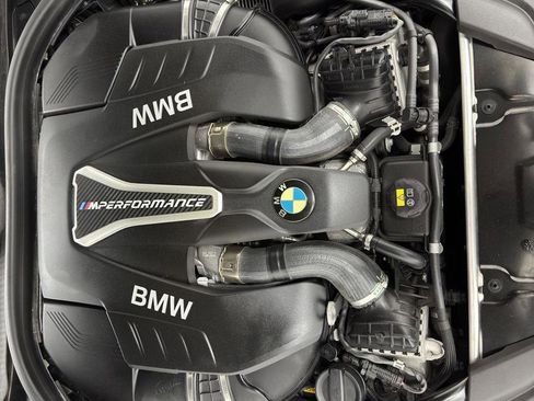 Used 2019 BMW M550i xDrive image 34