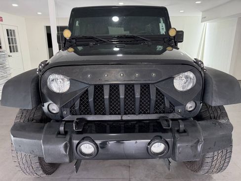 Used 2015 Jeep Wrangler Unlimited Sport AWD/4WD image 18