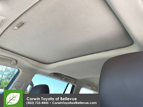 Used 2016 Lexus GX 460 w/ Premium Package AWD/4WD image 24