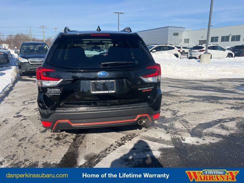 Used 2023 Subaru Forester Sport image 4