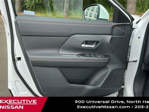 New 2025 Nissan Kicks SR w/ Interior Electronics Package image 9