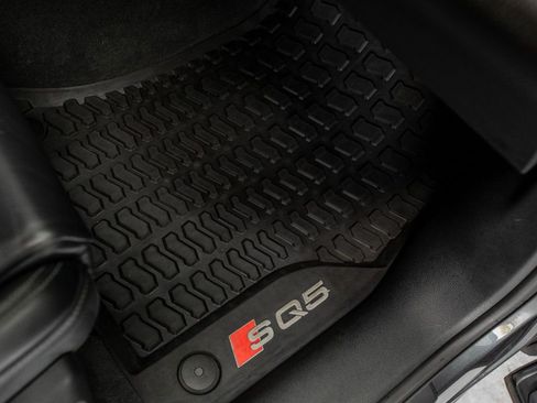 Used 2023 Audi SQ5 Premium Plus w/ Premium Plus Package image 32