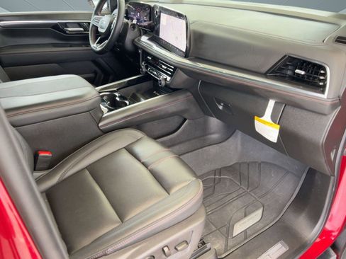 Used 2025 Chevrolet Tahoe RST w/ Comfort Package image 31