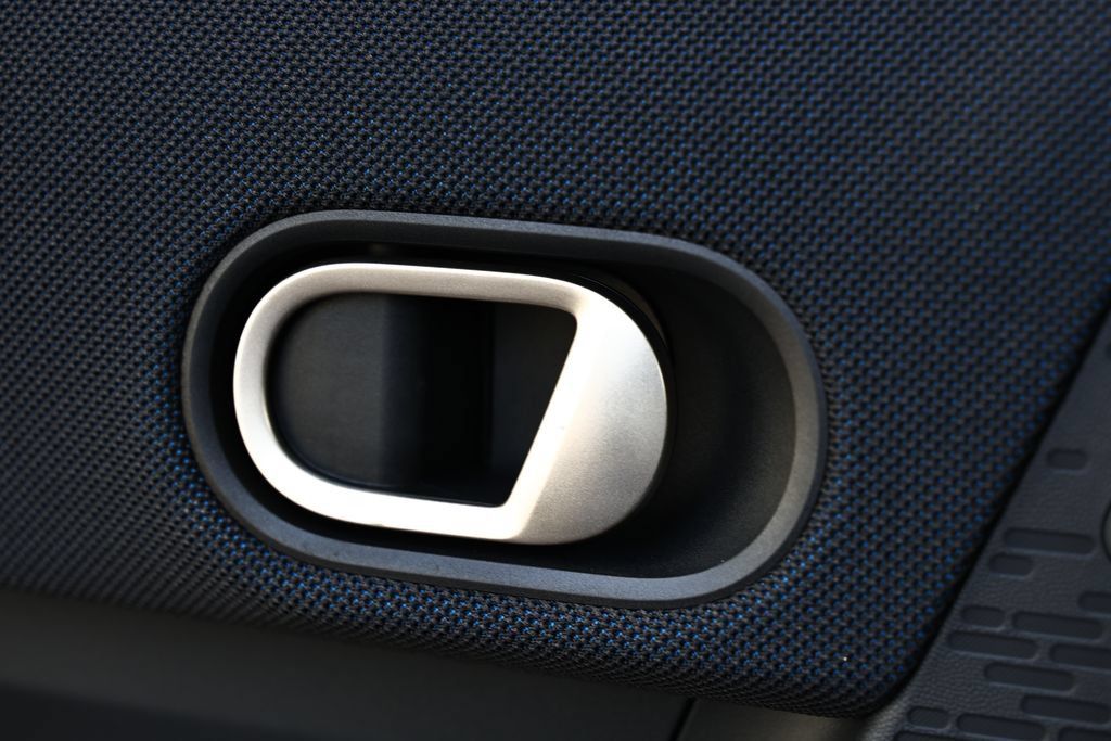 New 2026 MINI Cooper 2-Door Hardtop FWD image 15