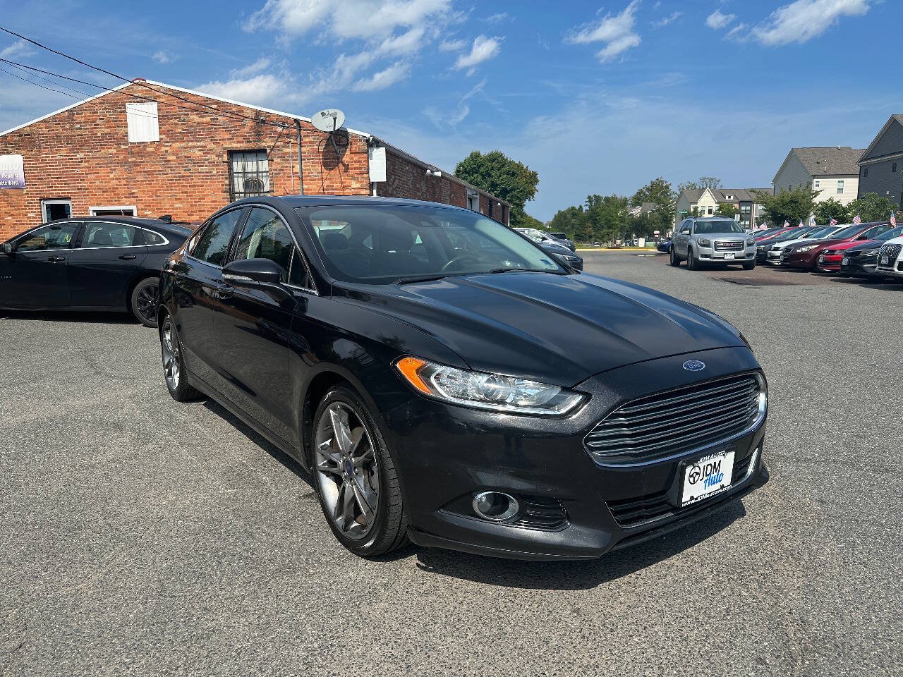 Used 2014 Ford Fusion Titanium FWD image 1