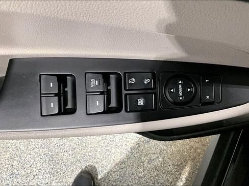 Used 2018 Hyundai Tucson SE image 39