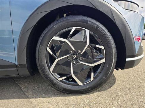 Used 2024 Hyundai Ioniq 5 SE RWD image 9