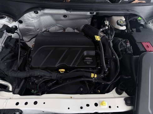 Used 2025 Buick Envista Sport Touring w/ Convenience I Package image 24