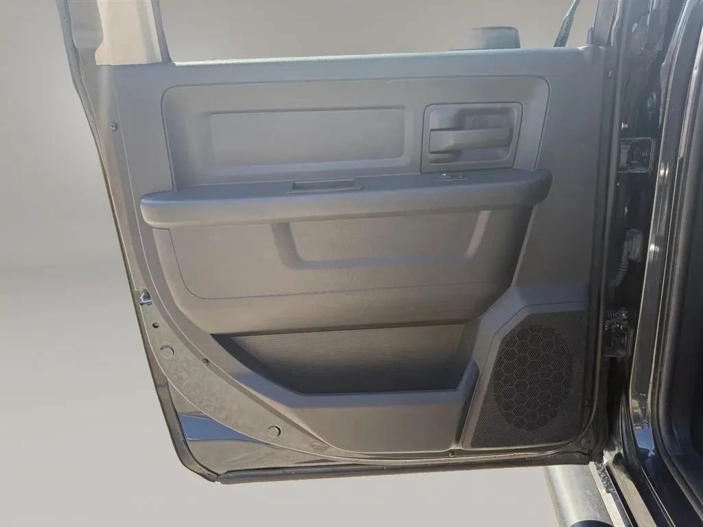 Used 2016 RAM 1500 Express AWD/4WD image 26