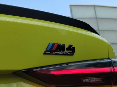 Used 2022 BMW M4 xDrive Competition w/ Executive Package image 13