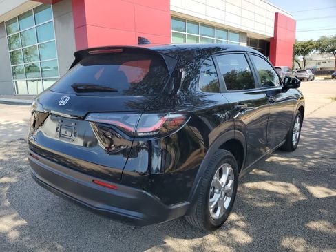 Used 2025 Honda HR-V LX image 6