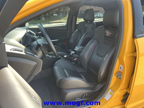 Used 2016 Ford Focus ST w/ Equipment Group 402A FWD image 21