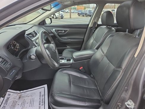 Used 2016 Nissan Altima 2.5 SL w/ 2.5 Technology Package image 15