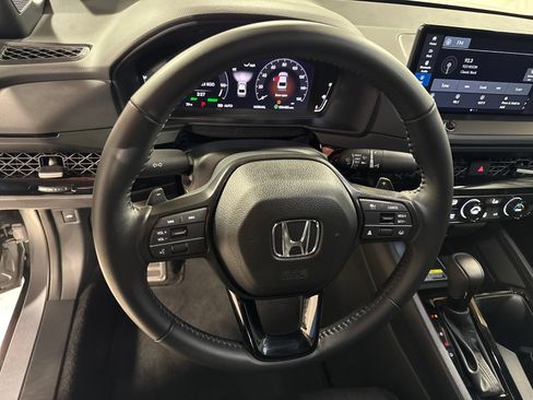Used 2025 Honda Accord Sport image 20